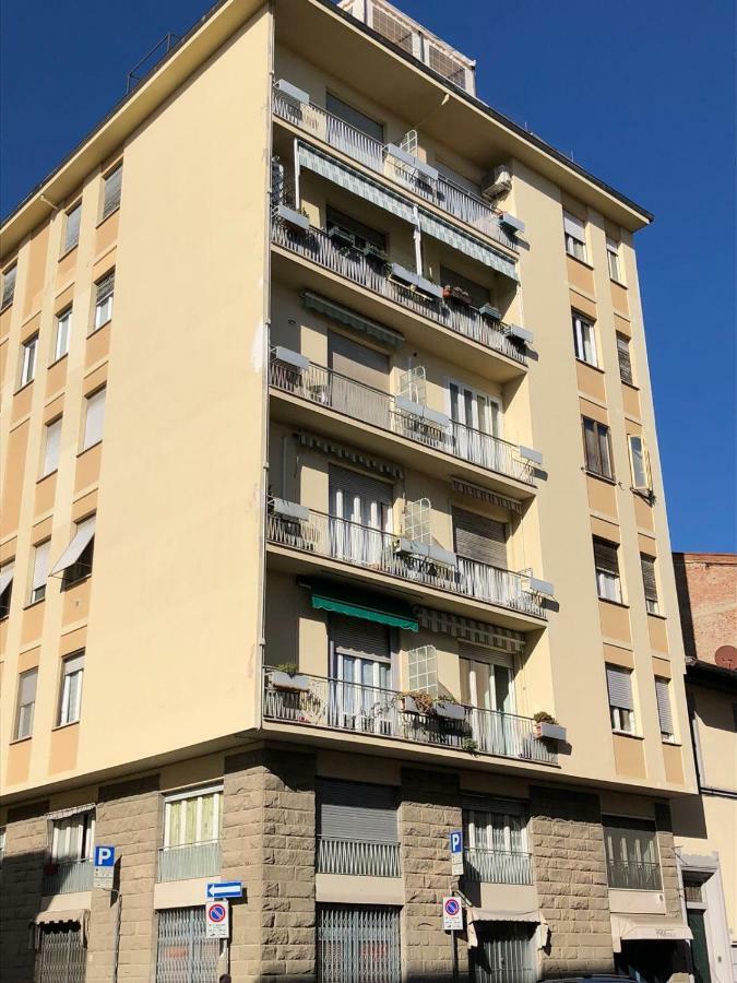 Apartment Family House *