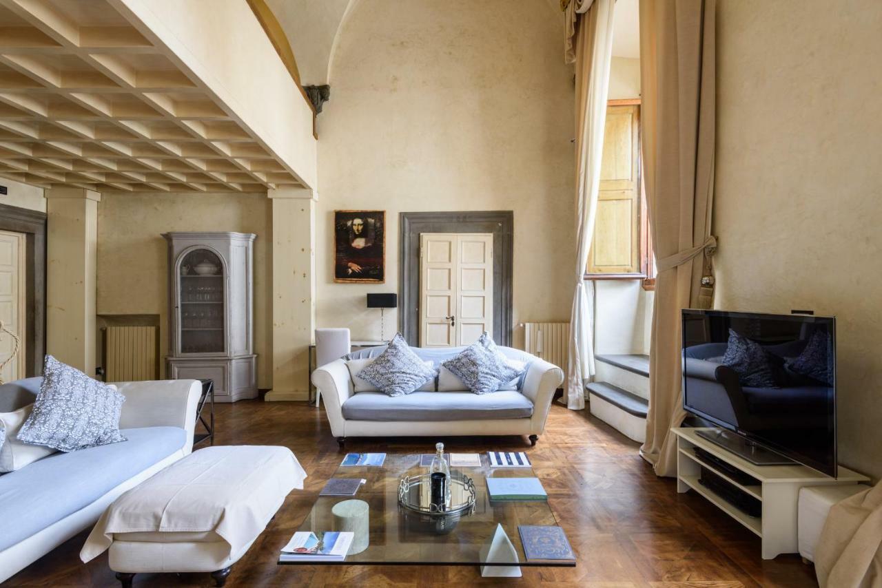 Mozart Palace Regal Apartment Florence