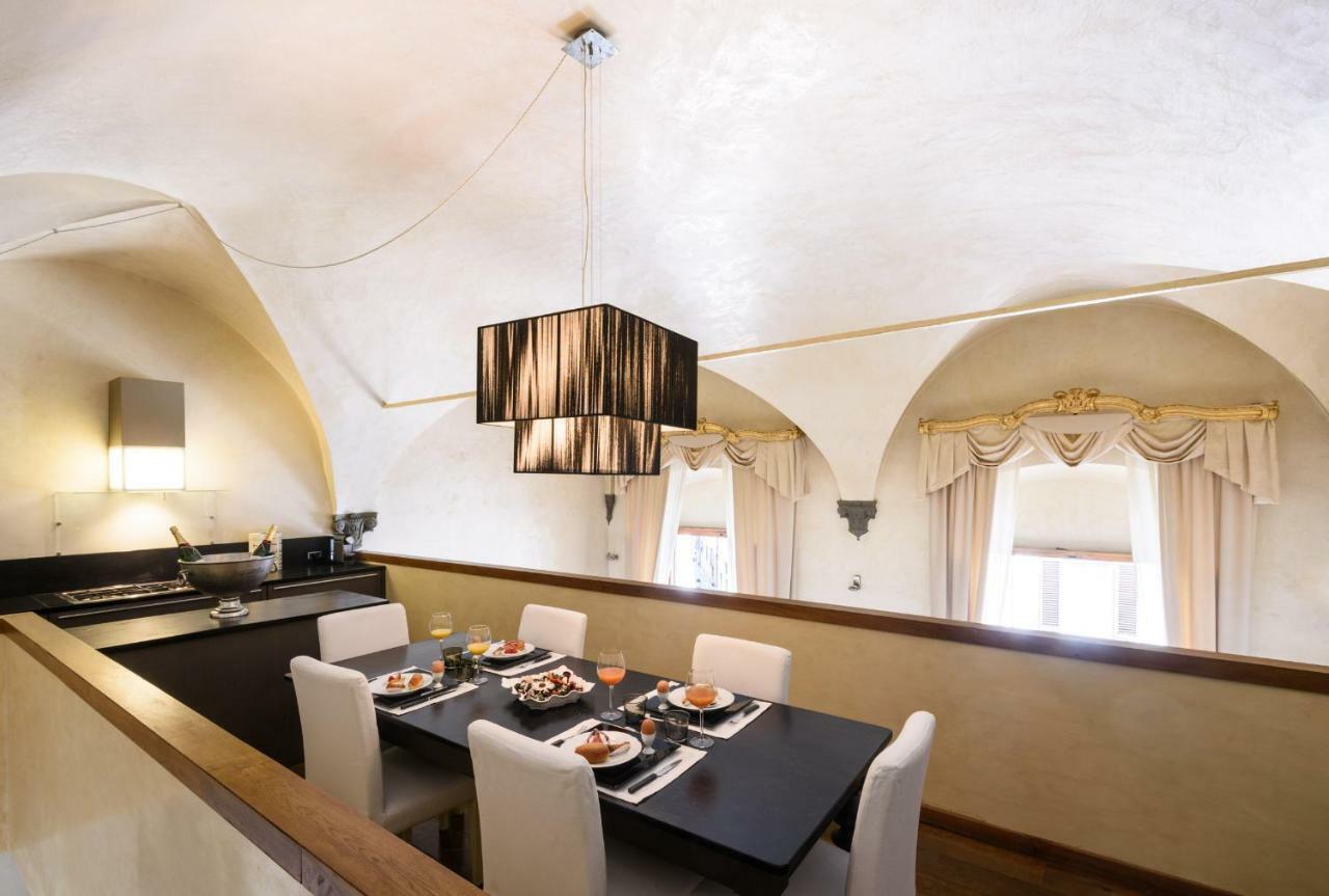 Mozart Palace Regal Apartment Florence