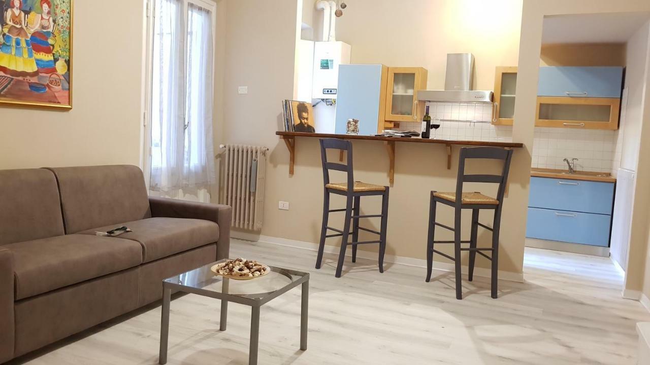 Sweet Living In Apartment *