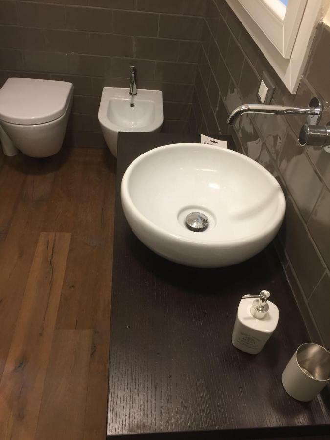 Leon Rosso Flat Apartment *