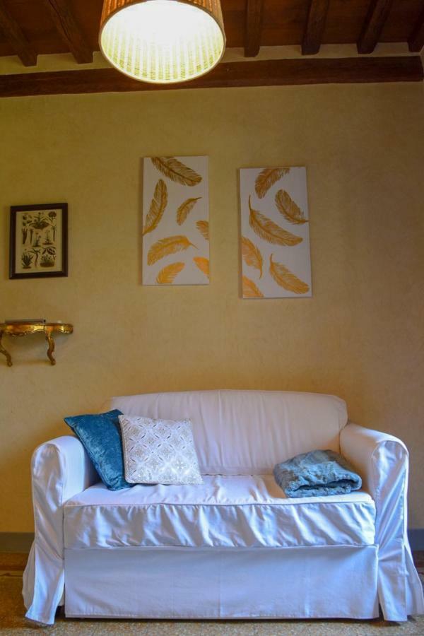 Calzaiuoli Luxury&characteristic *