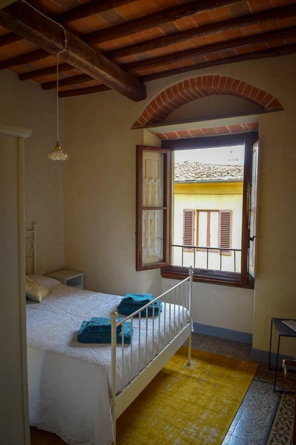 Calzaiuoli Luxury&characteristic