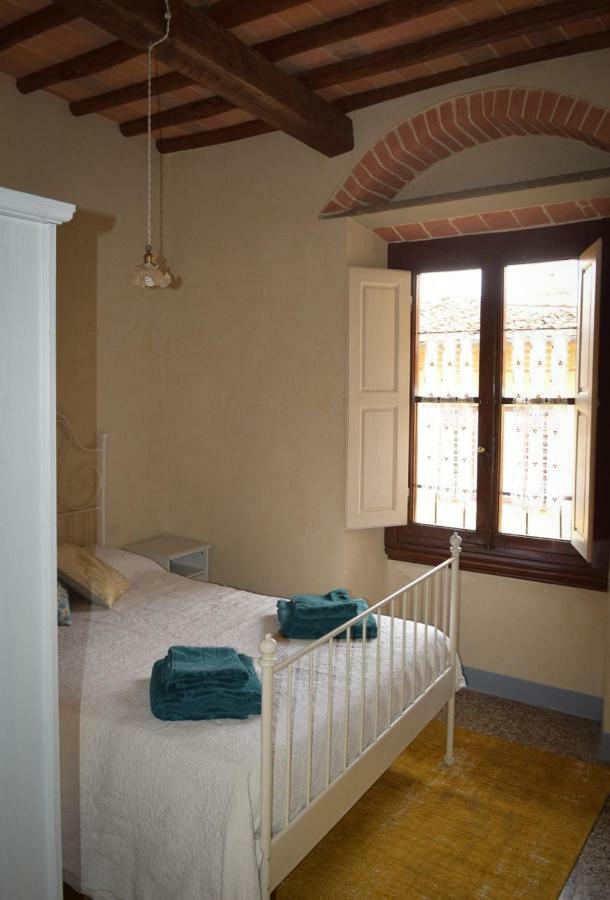 Calzaiuoli Luxury&characteristic * Florence
