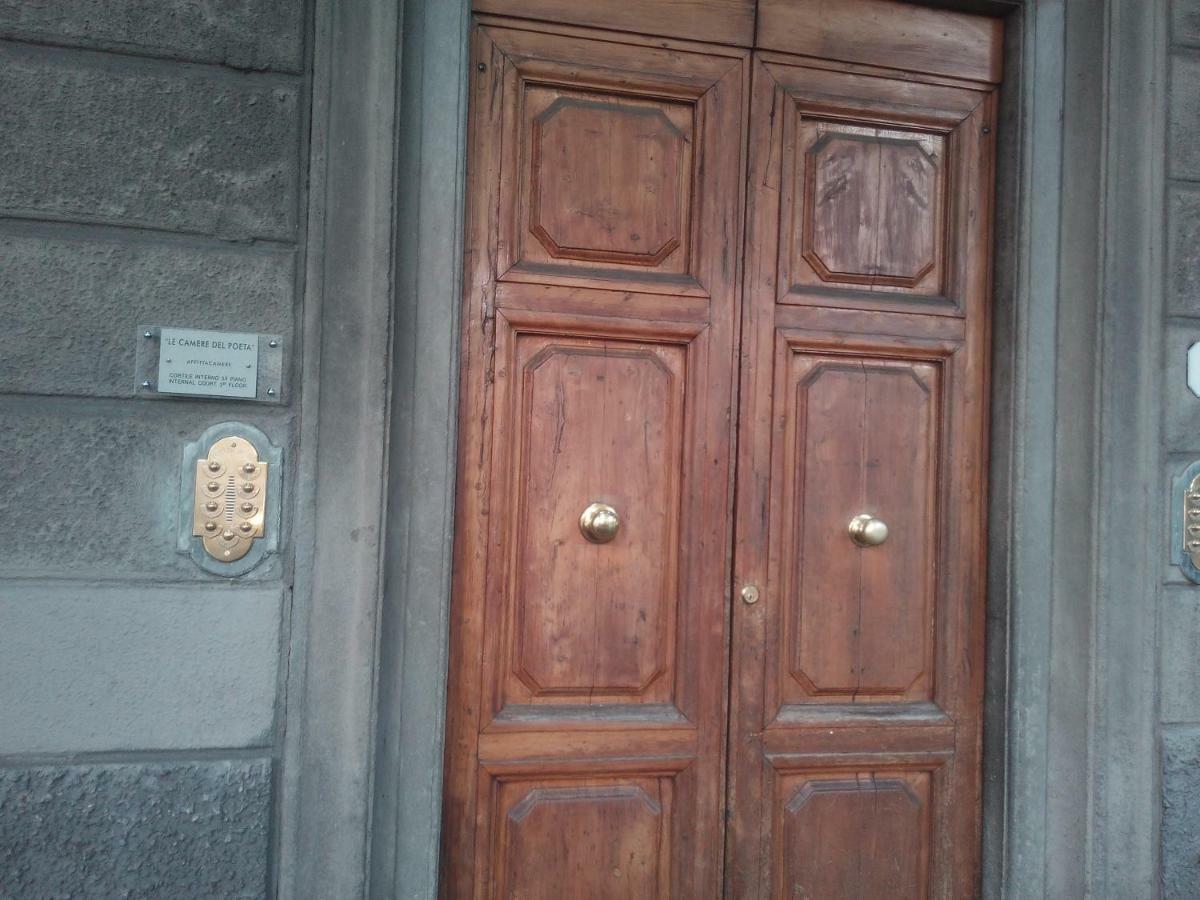 Le Del Poeta Bed & Breakfast *