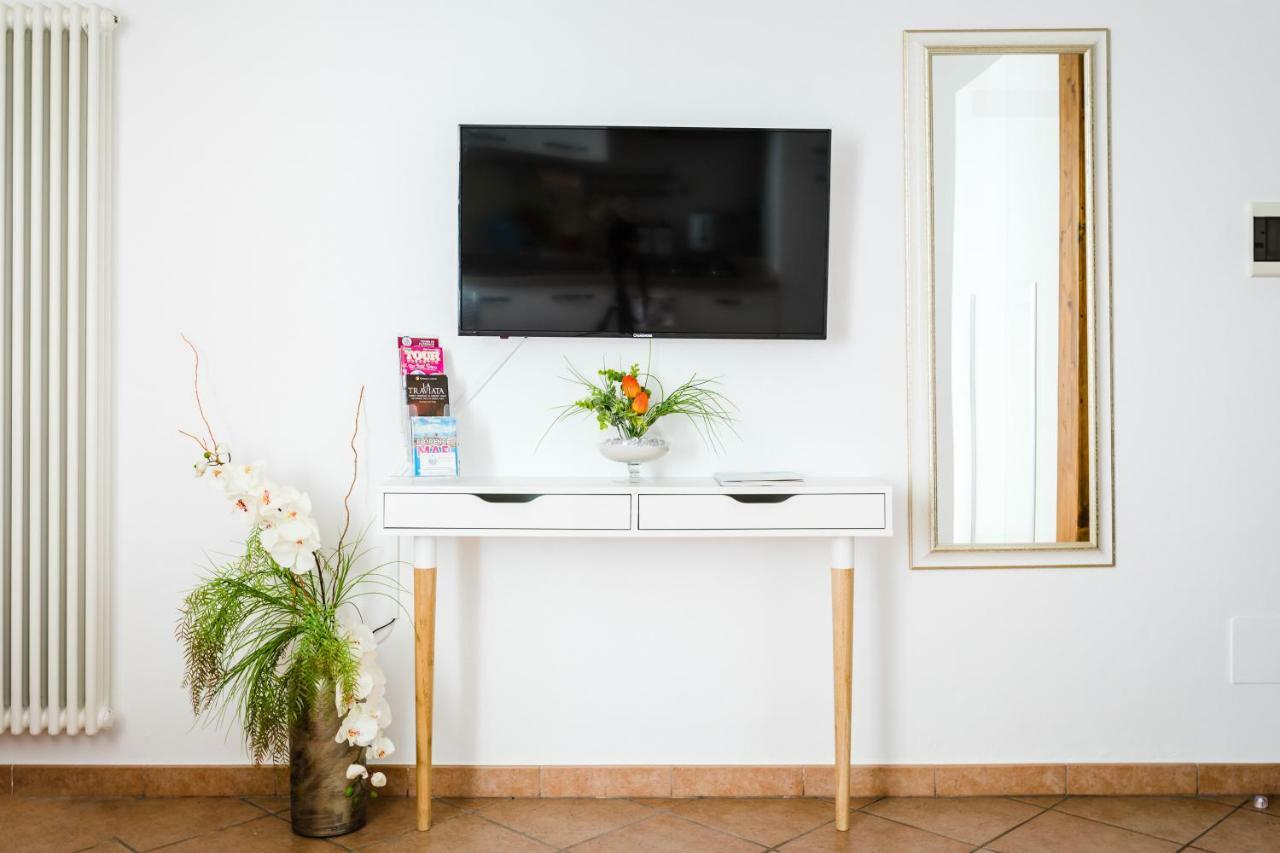 Liona Apartment *