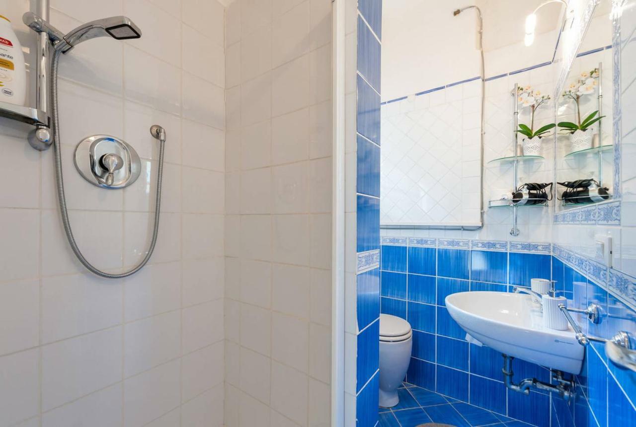 Via Borgo Ognissanti One Bedroom Apartment *