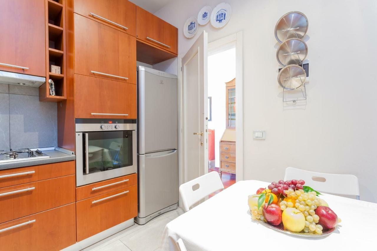 Ponte Vecchio View Luxury Apartment Florence
