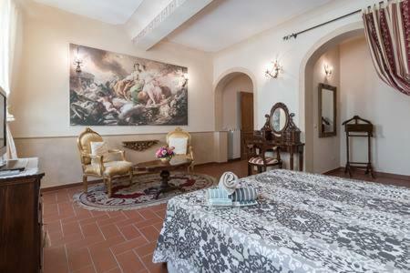 Classic Style In Center * Florence