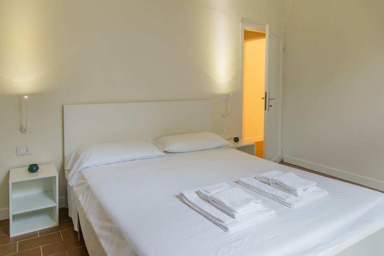 Ee Luxury * Florence