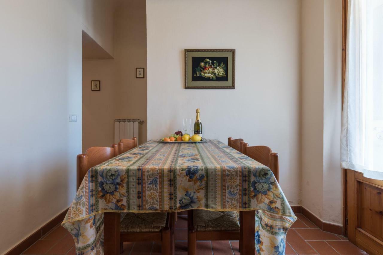 Apartment Classic Style In Center Florence
