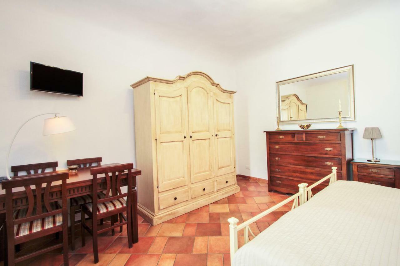 Via Borgo Ognissanti One Bedroom * Florence