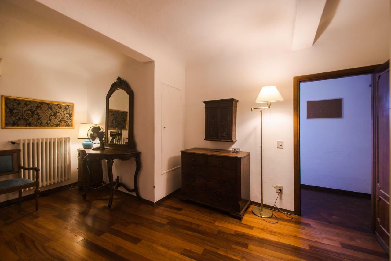 Great Location Just Infront Of Pitti Palace