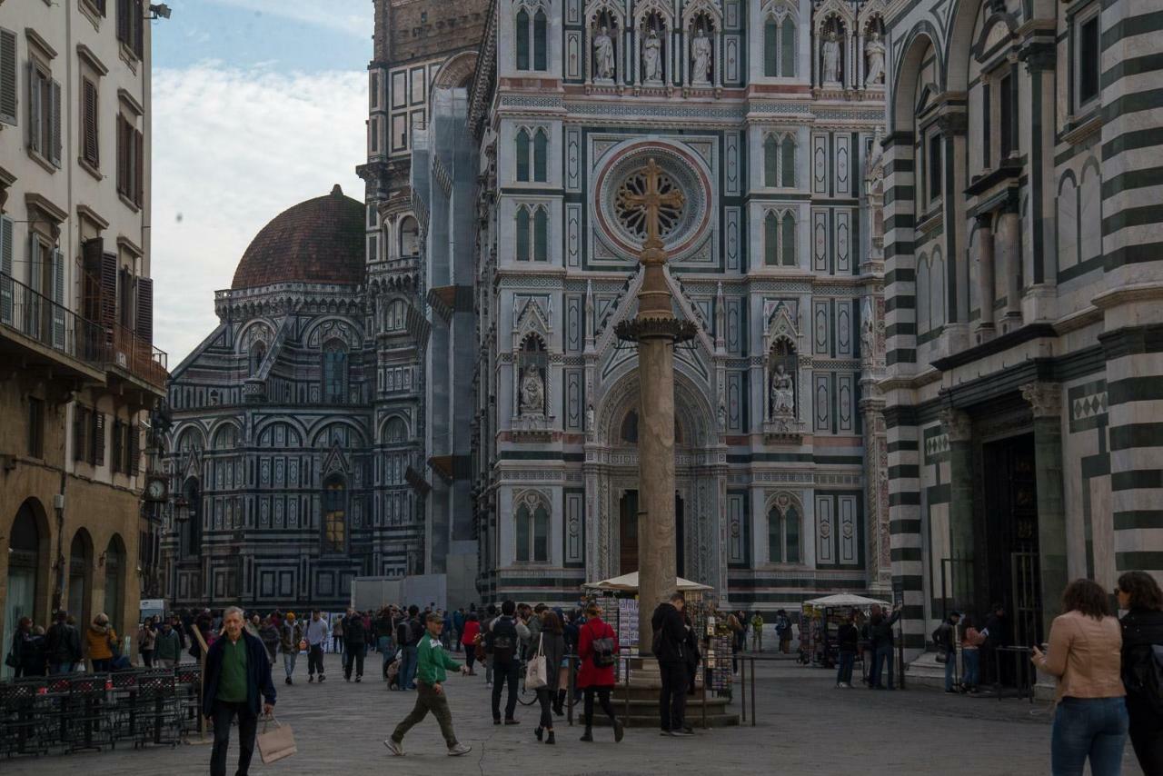 Great Location Just Infront Of Pitti Palace Florence