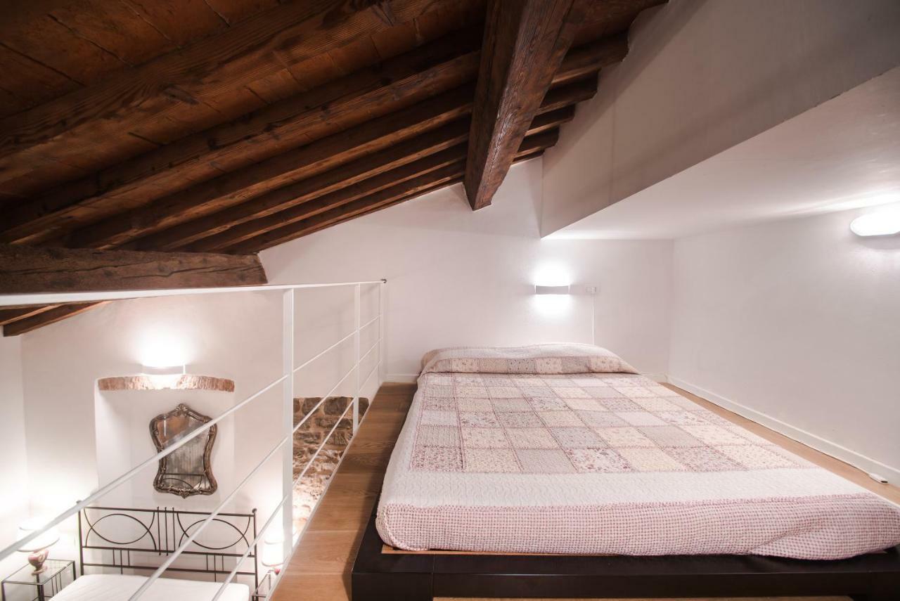 Location In Inviting Apartment