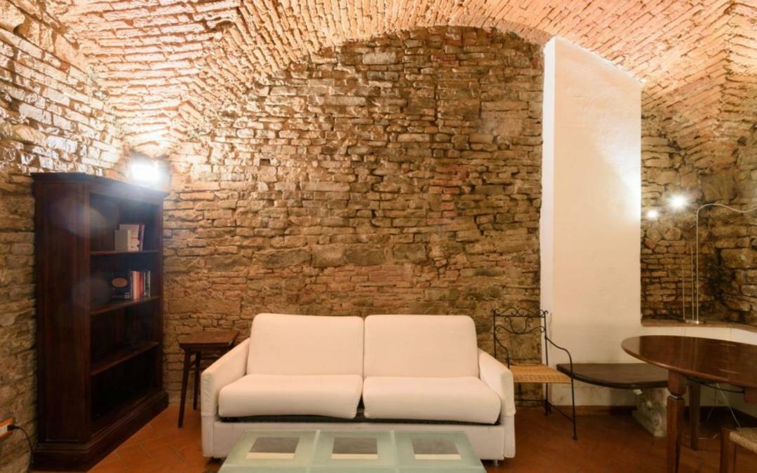 Secret Suite: A Dream Came True In Apartment *
