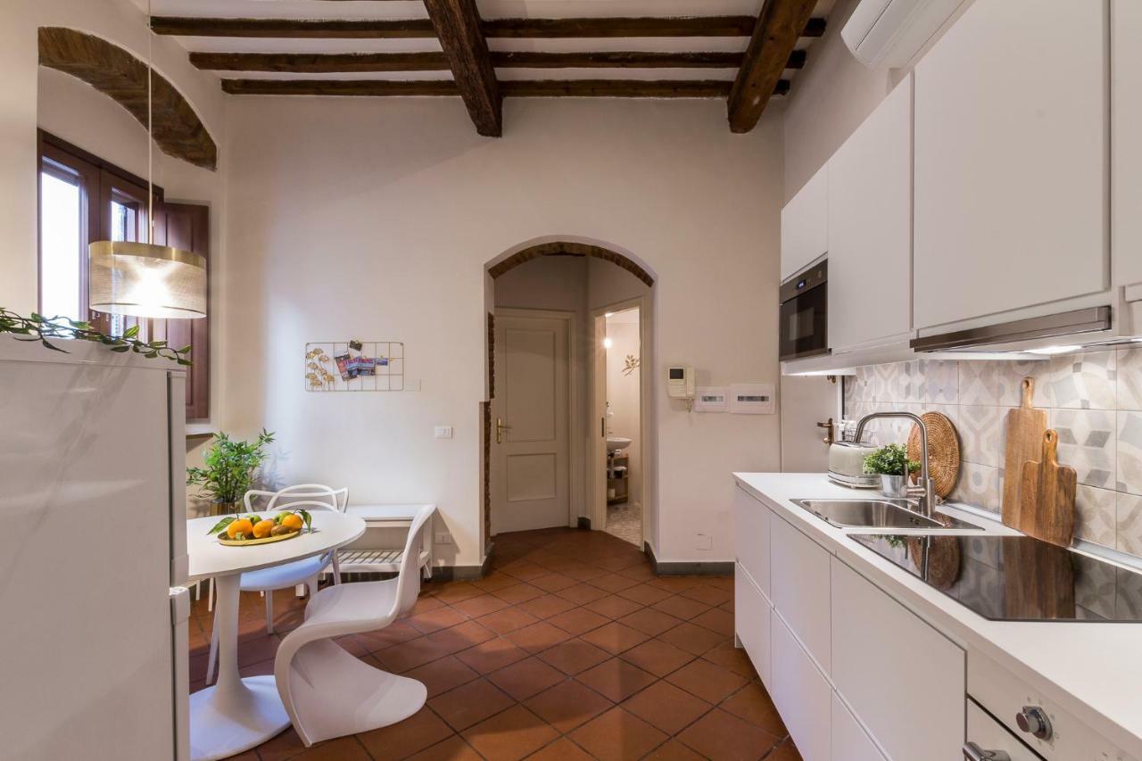 Via Rosina Comfort Florence