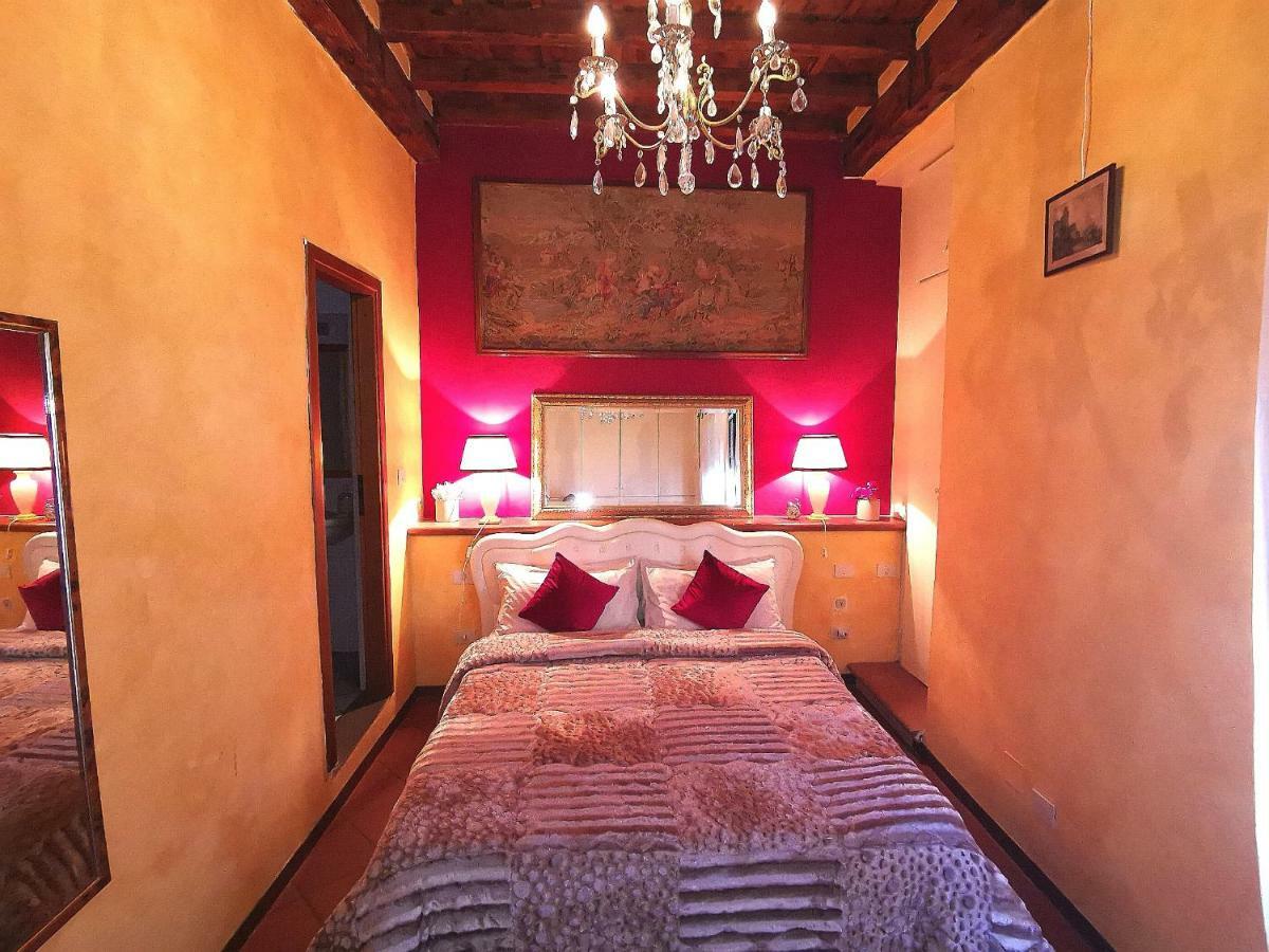 Real Rustic Tuscany Style In Center Appartement