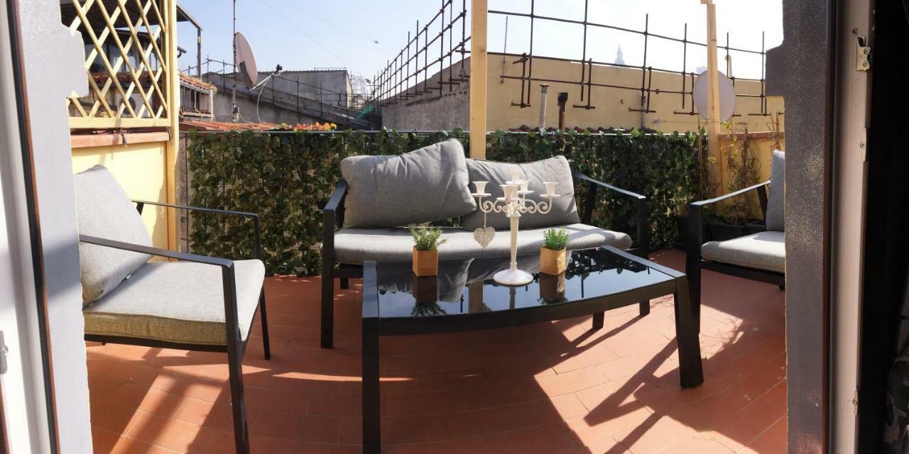 In Via Panicale Apartment *