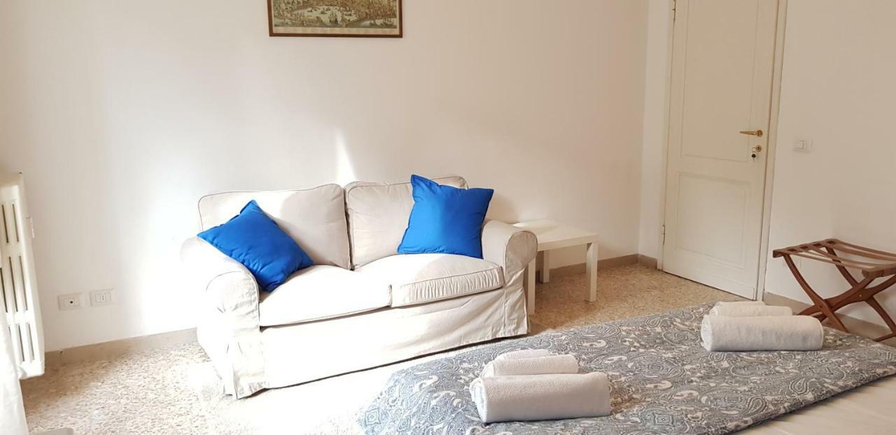 Apartment La Casa Di Chiara *