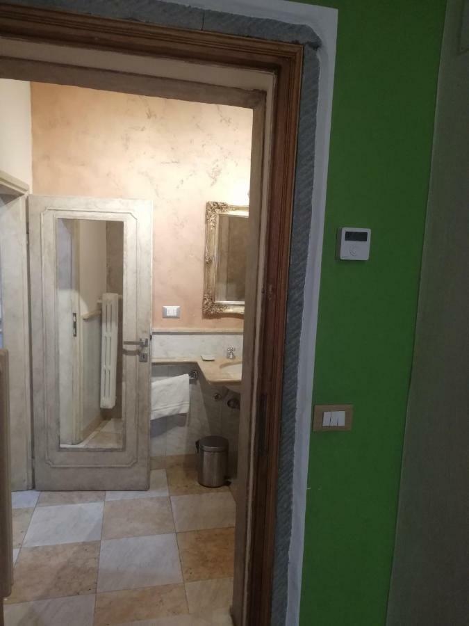 Secret Suite: A Dream Came True In Apartment
