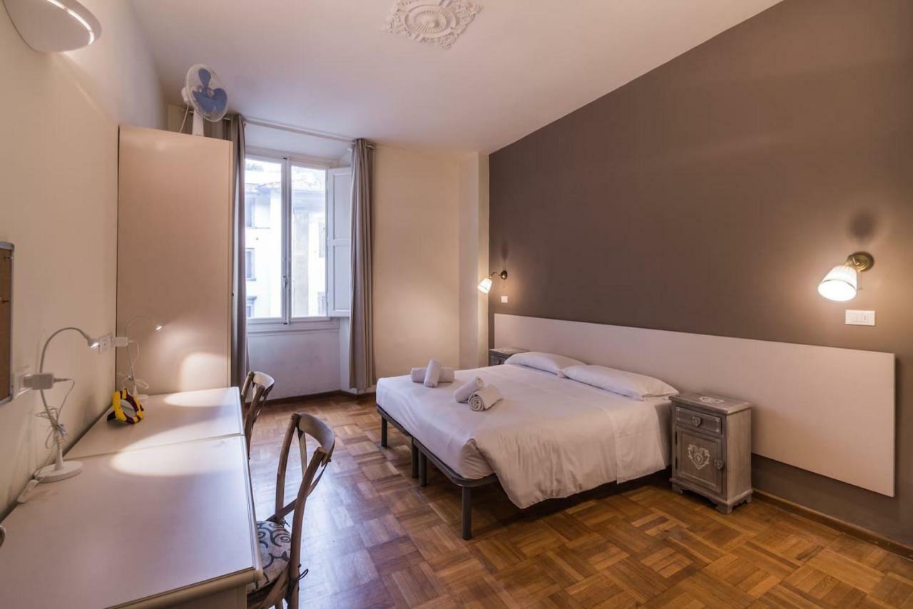 Spacious Apt With Terrace 200 Meters From Duomo Appartement *