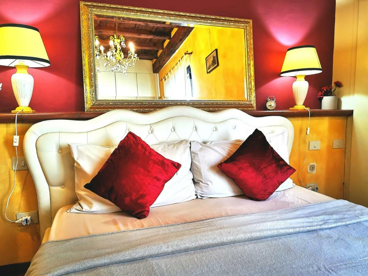 Real Rustic Tuscany Style In Center Appartement *