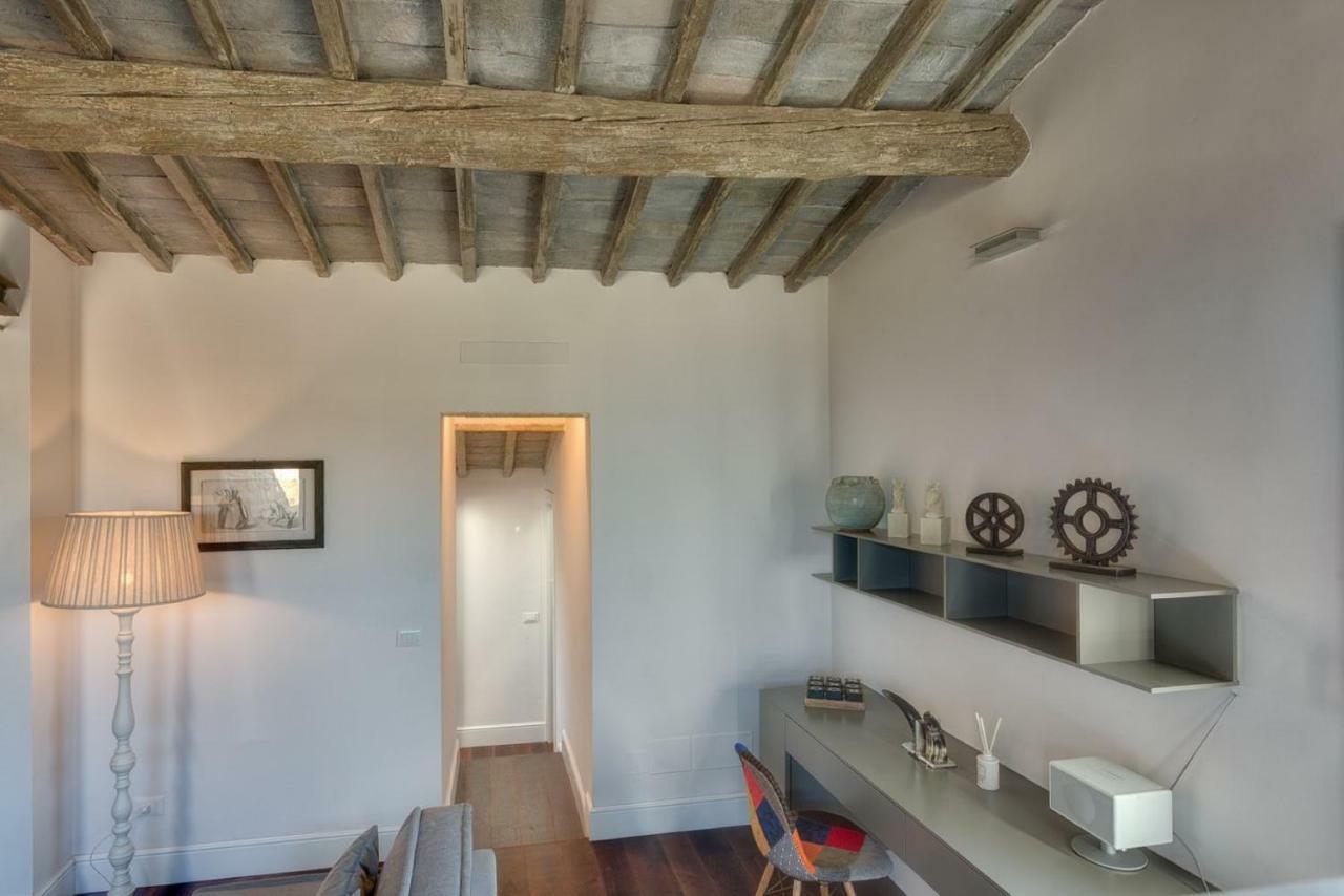 Apartment Beautiful Terrace Serragli