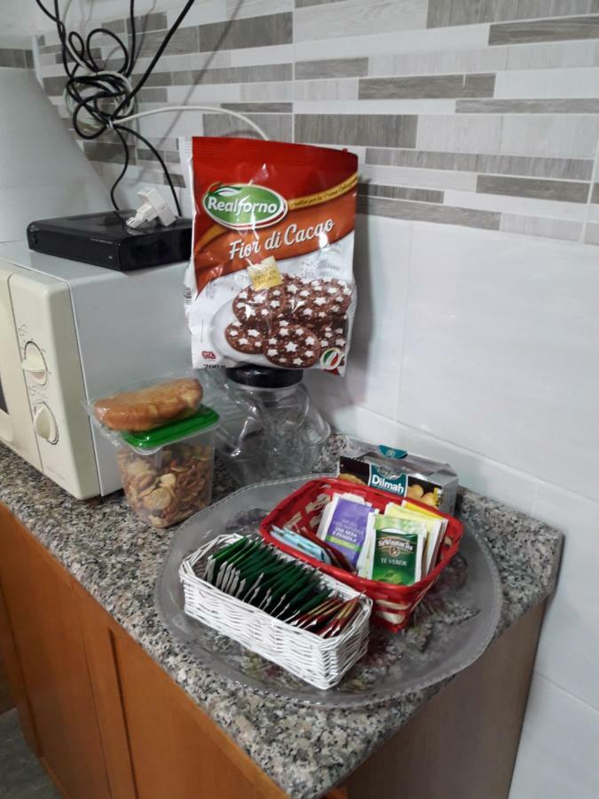 Jade Apartment *