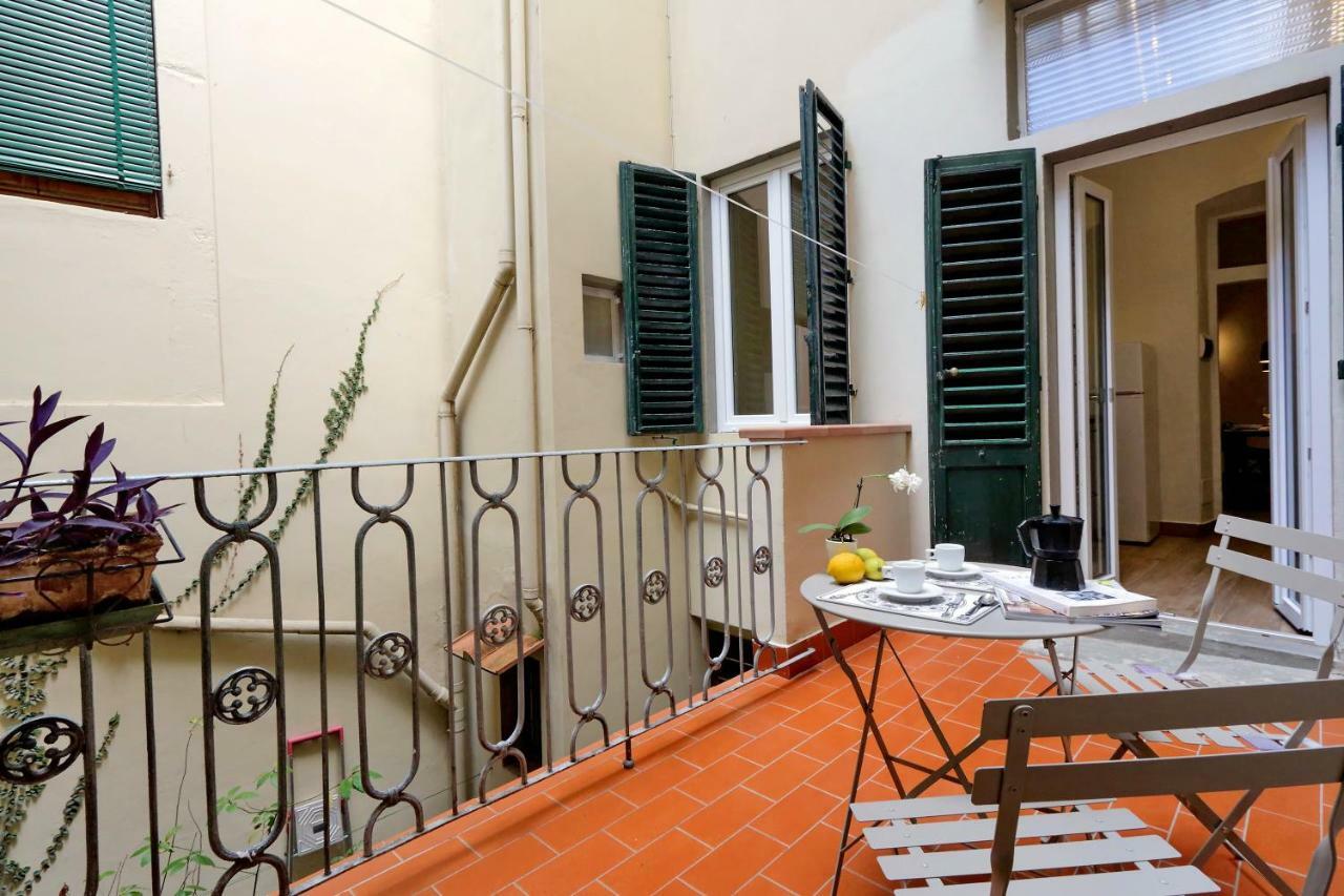 31 Borgo Allegri Florence
