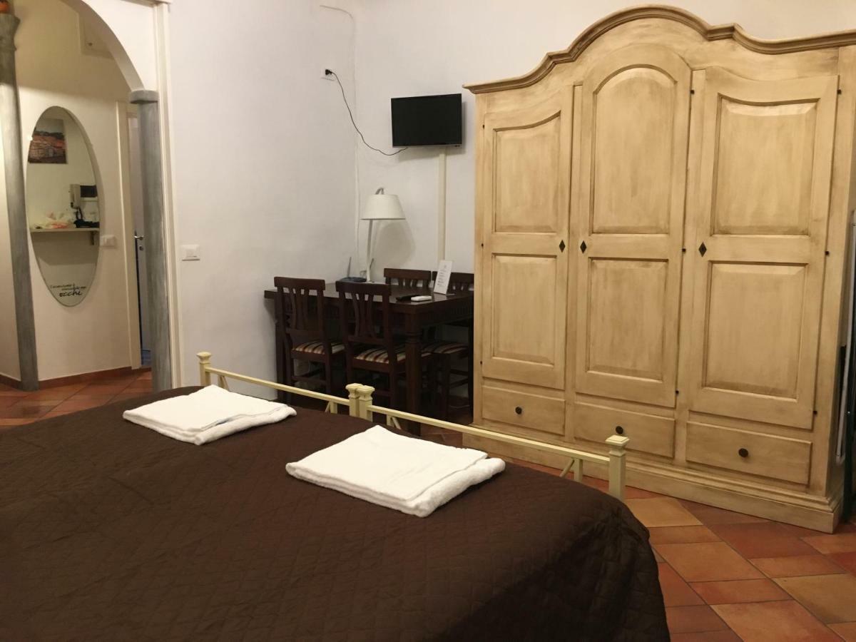 Via Borgo Ognissanti One Bedroom Apartment