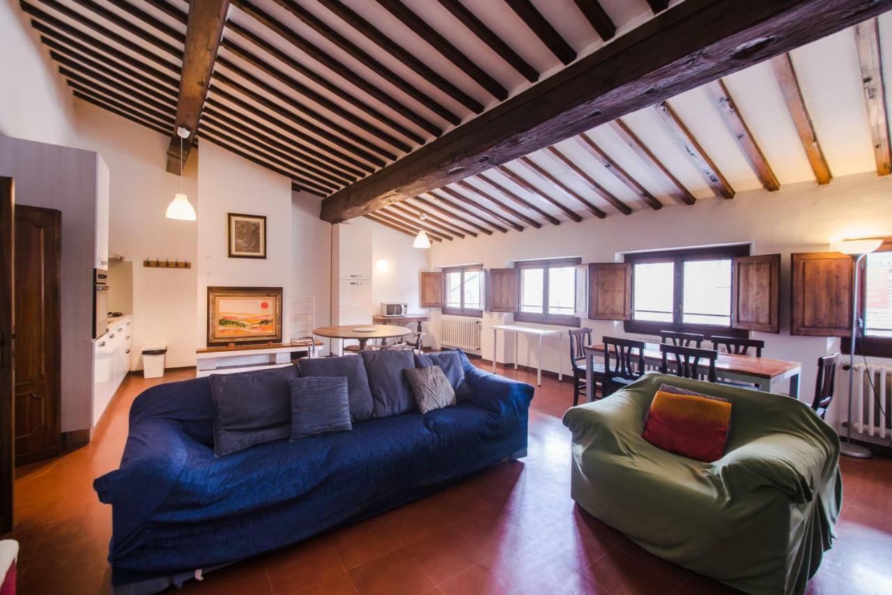 Apartment Great Location Just Infront Of Pitti Palace Florence