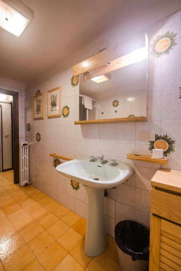 Great Location Just Infront Of Pitti Palace Florence