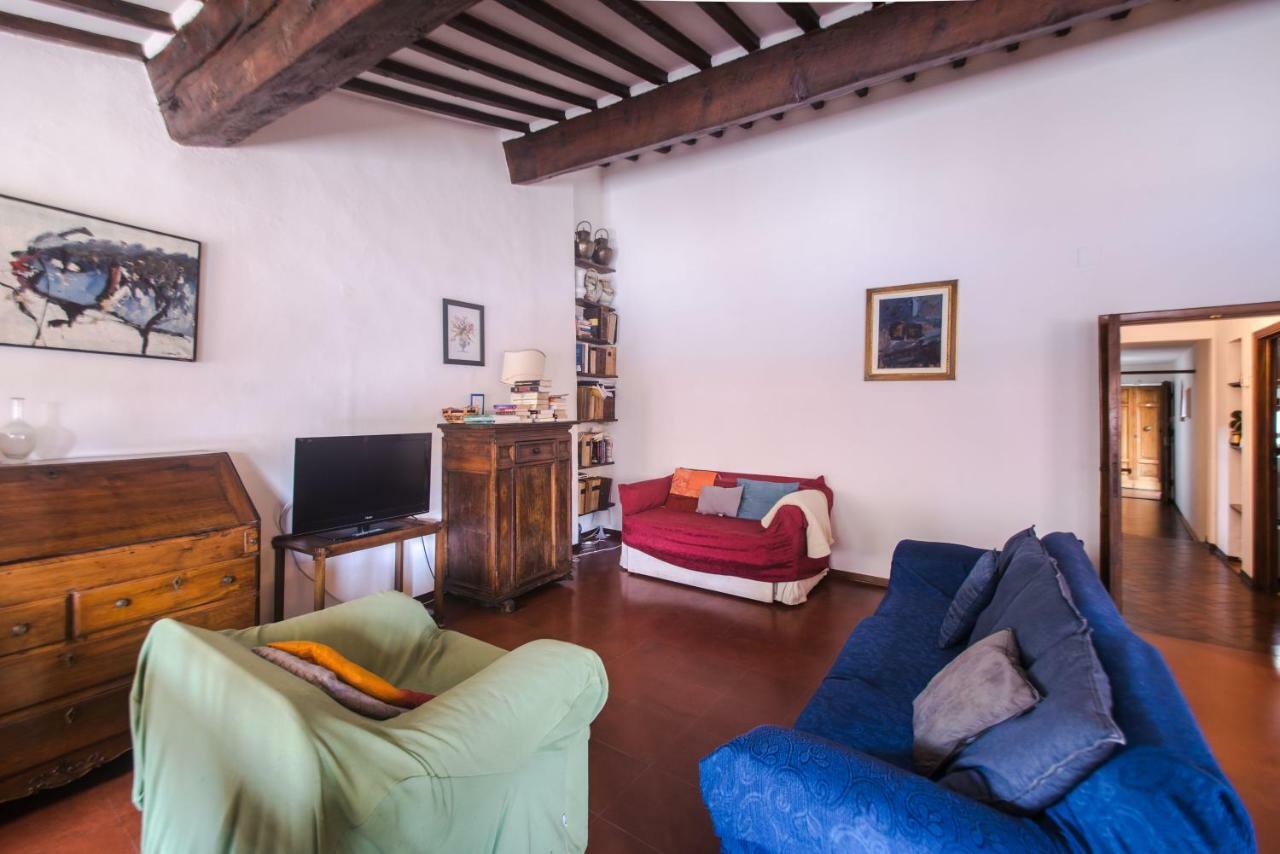 Great Location Just Infront Of Pitti Palace Apartment Florence