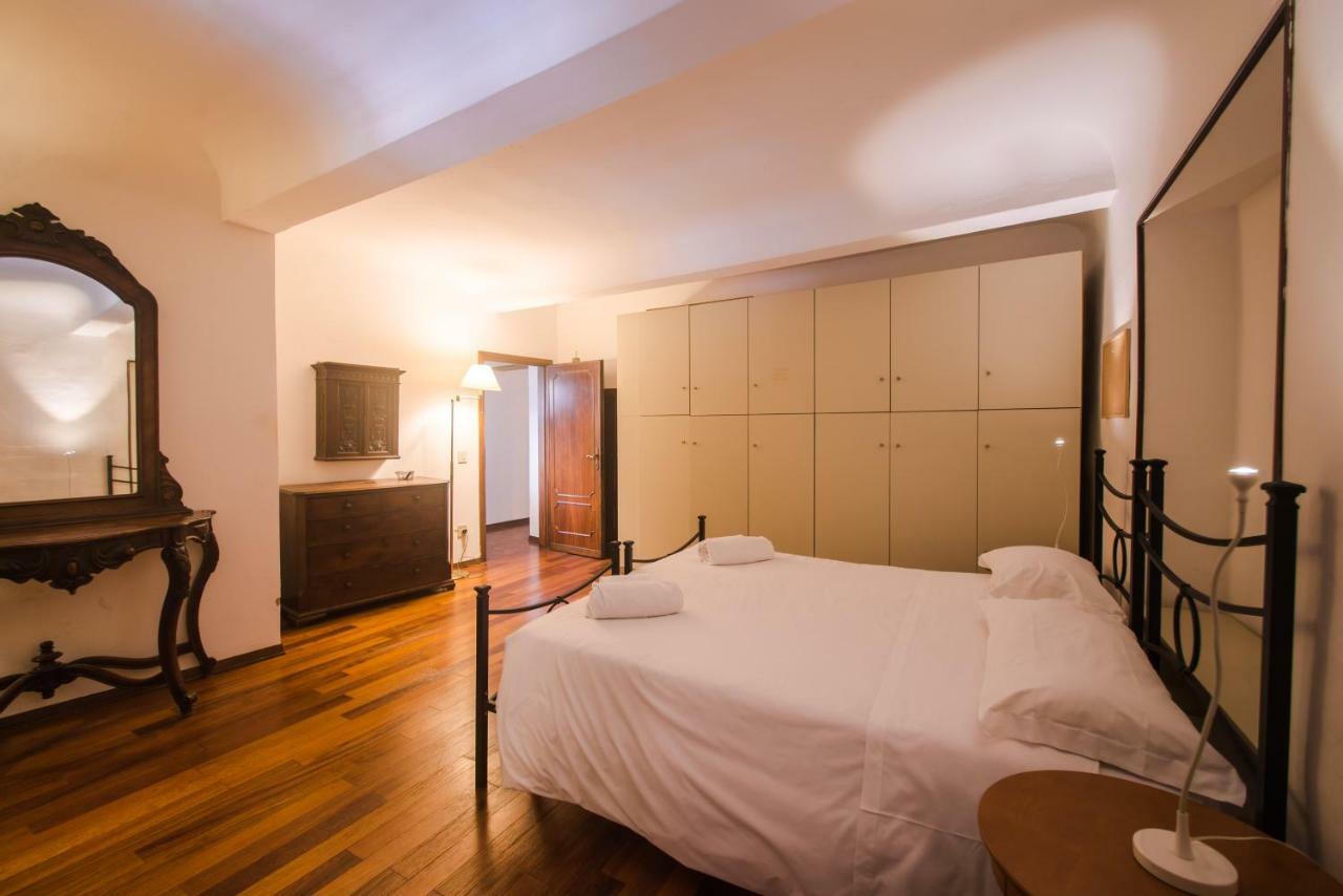 Great Location Just Infront Of Pitti Palace Apartment Florence
