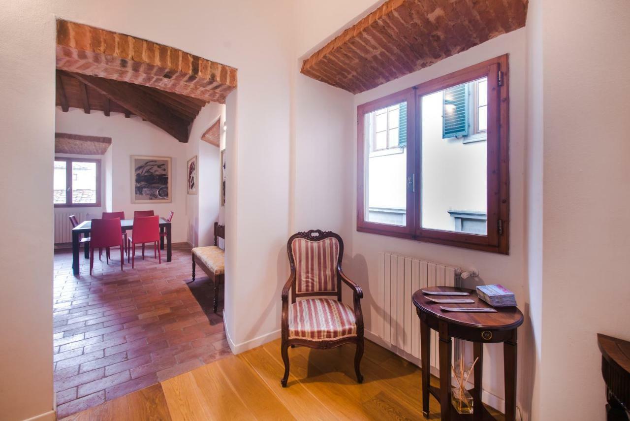 Location In Inviting Apartment