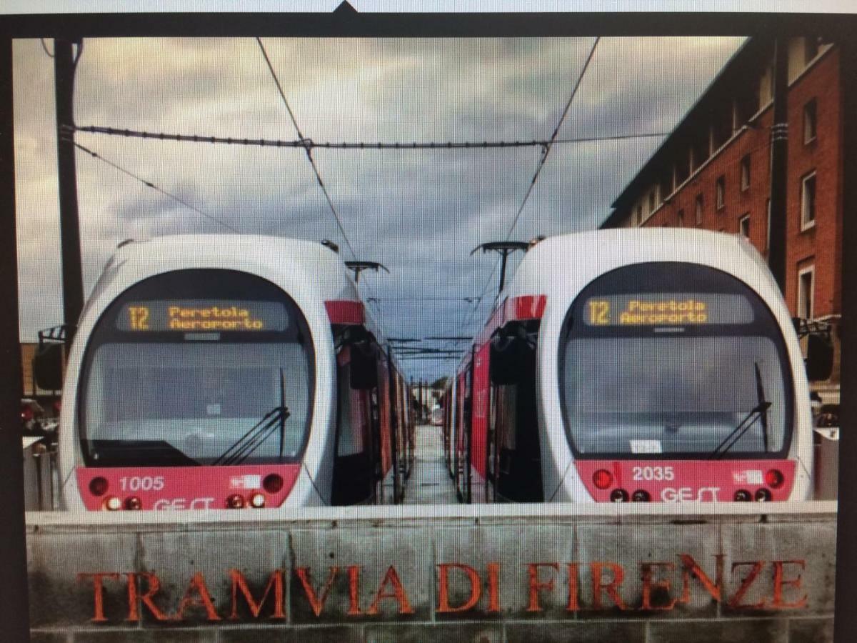 Lumina & Free Parking Appartement