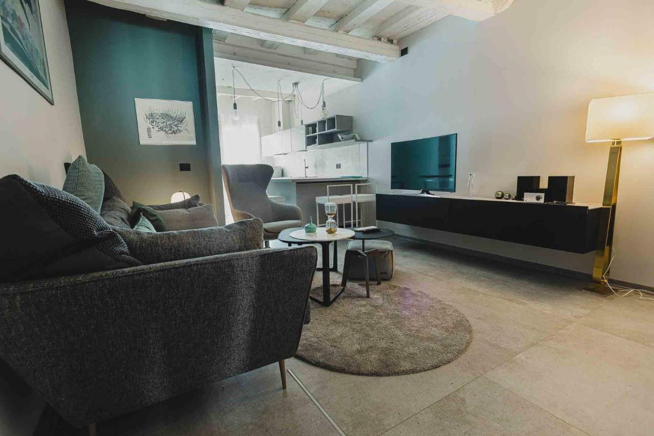 Ee Luxury Florence