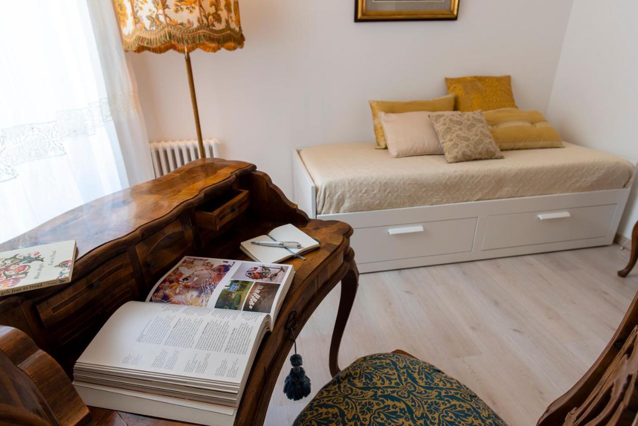 Apartment Dei Servi *