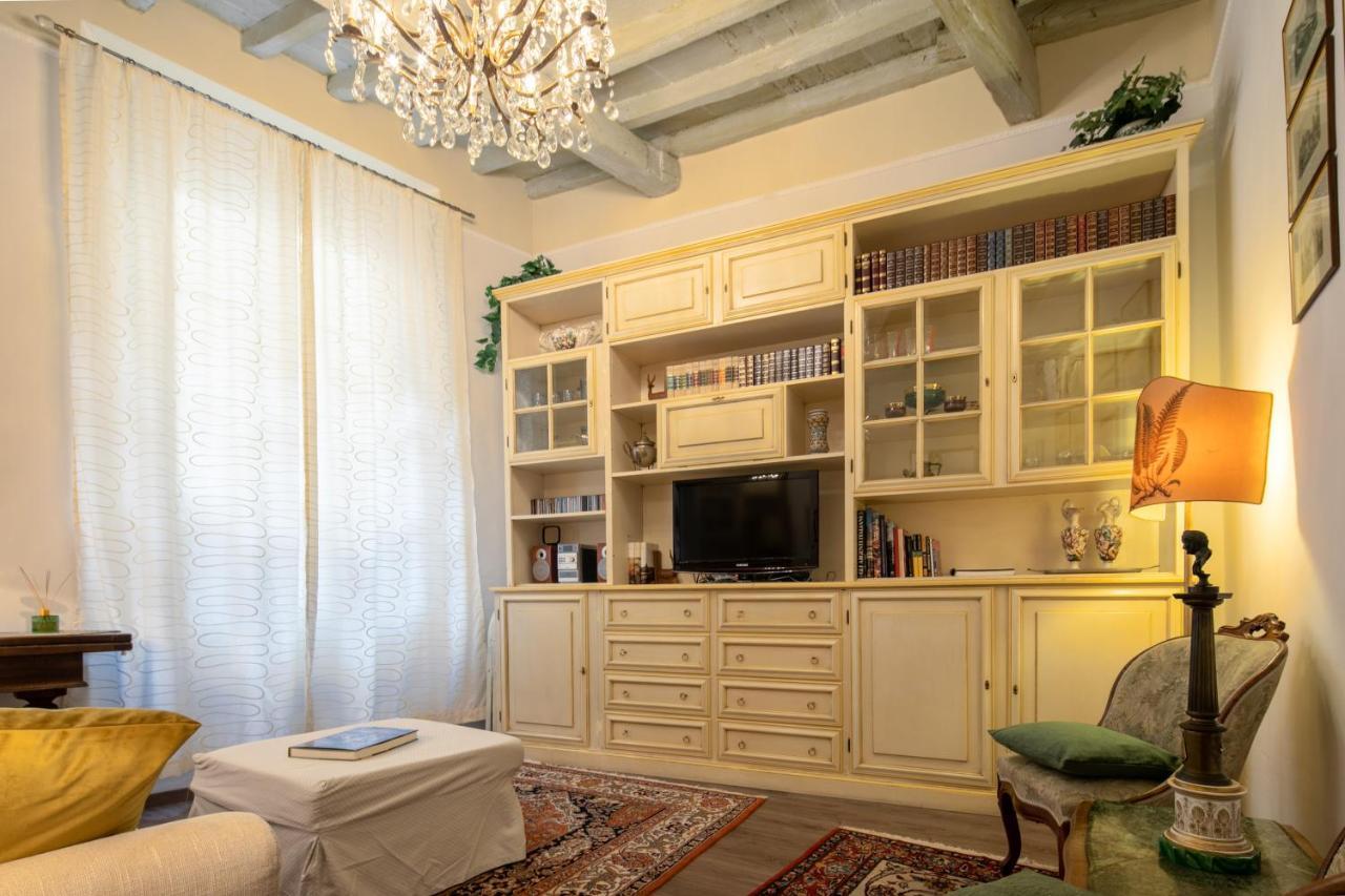 Apartment Tornabuoni Chic *