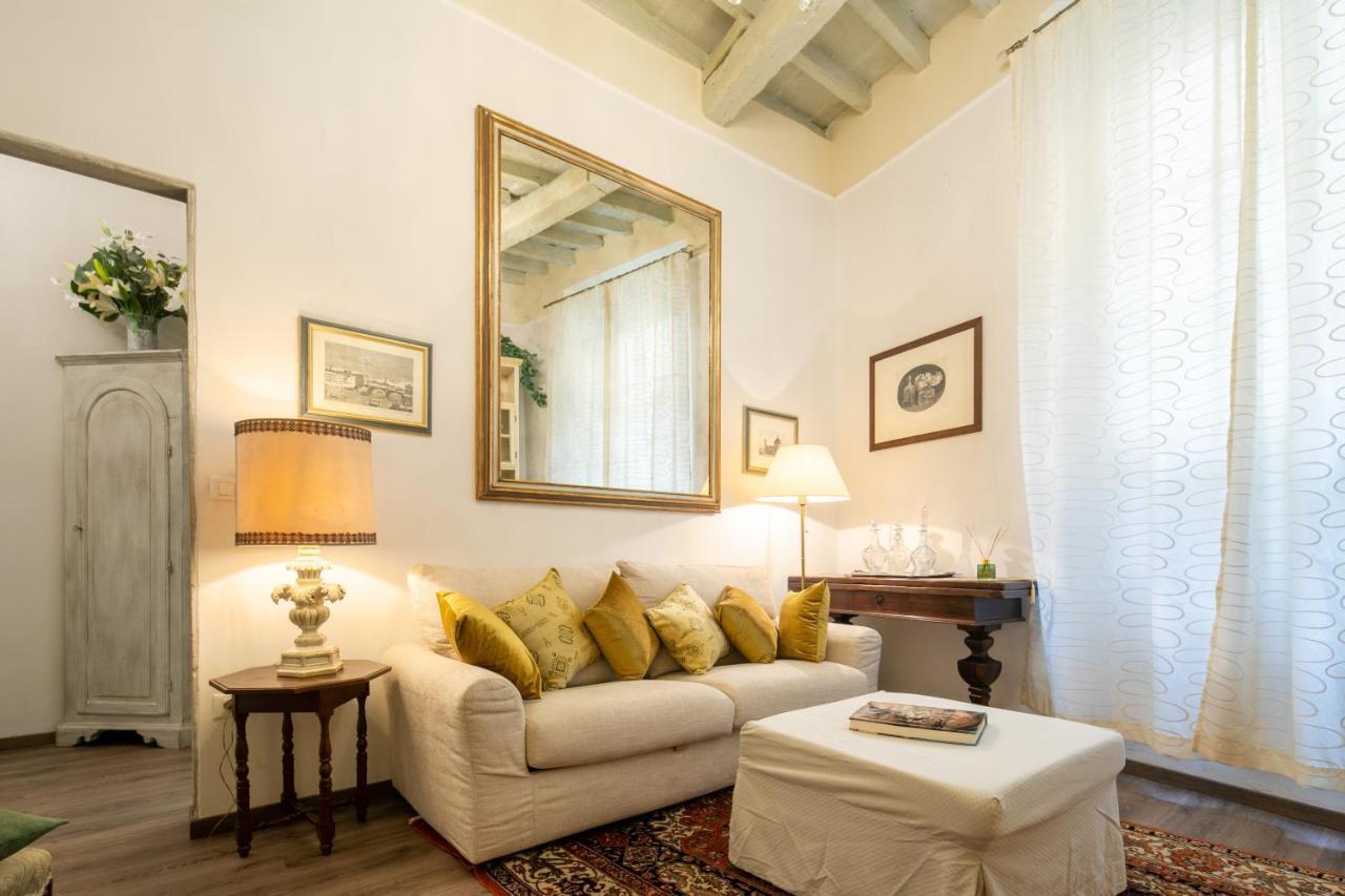 Tornabuoni Chic