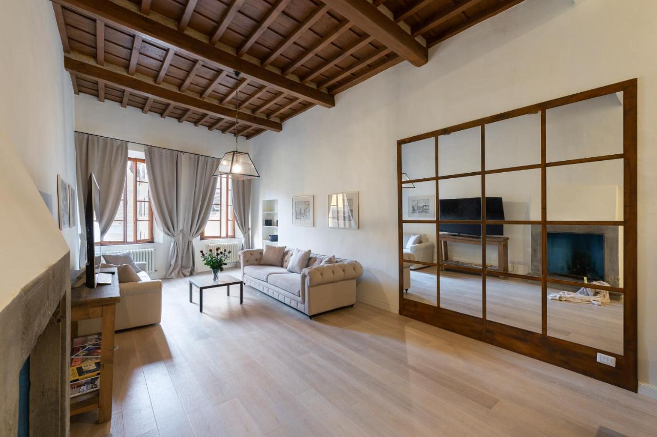 Pure Luxury In Oltrarno * Florence