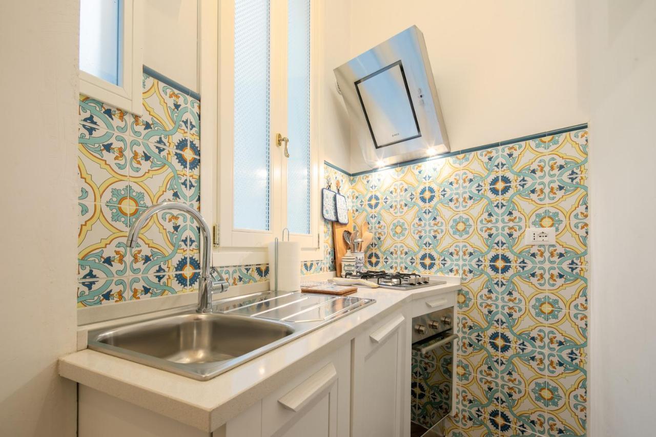 Apartment Tornabuoni Chic Florence