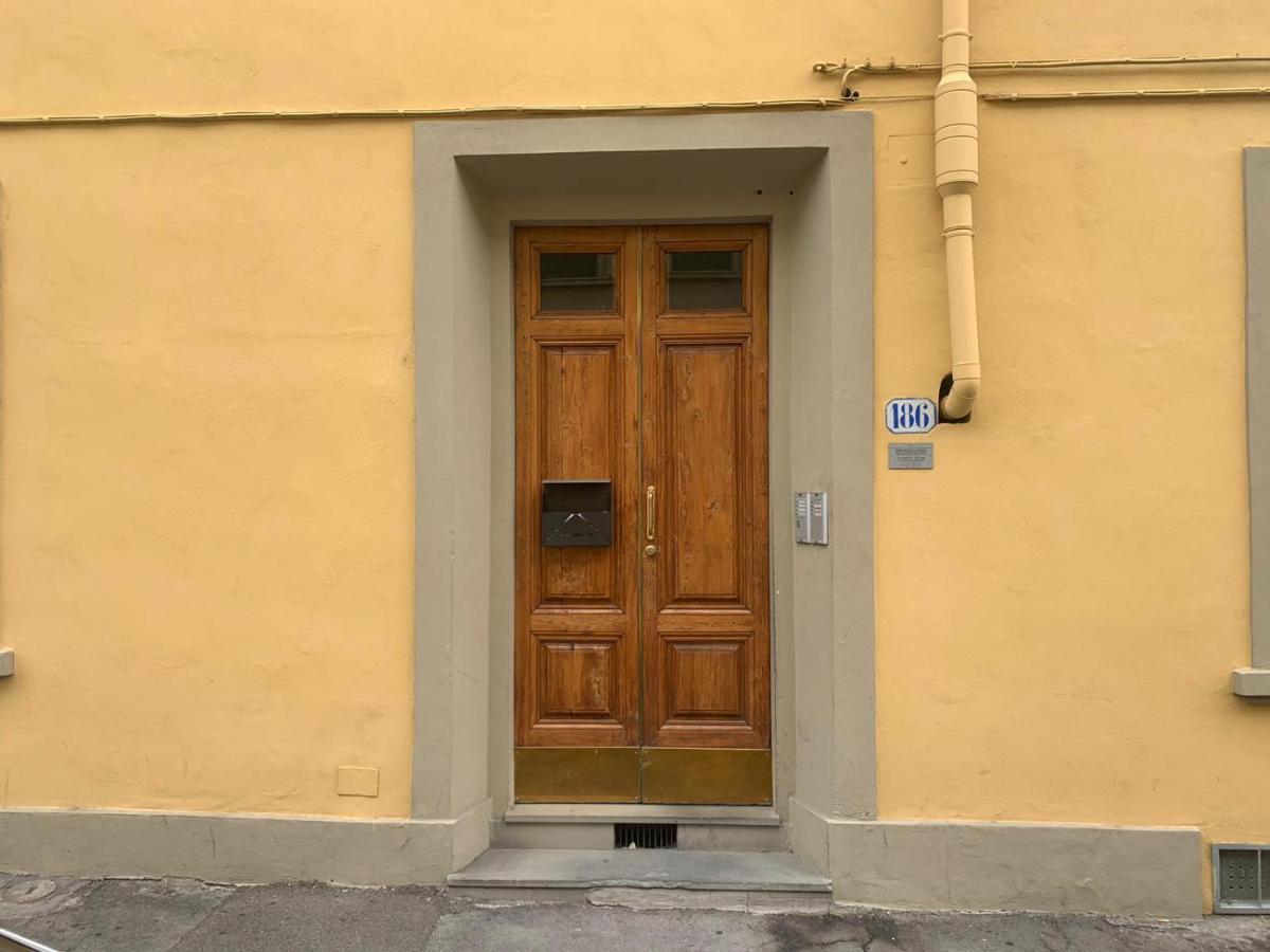 Apartment Lusa's Garden House Florence
