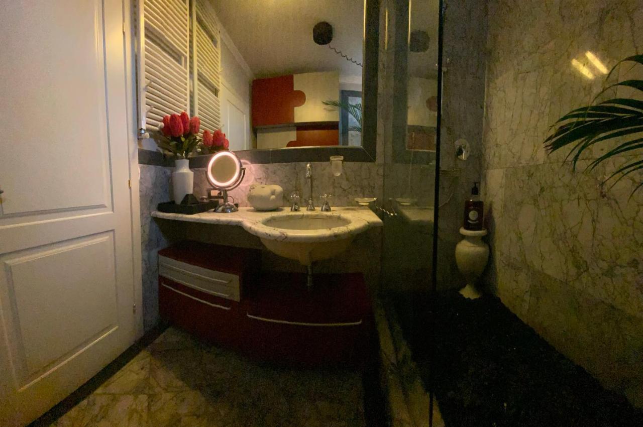 Jr Home * Florence