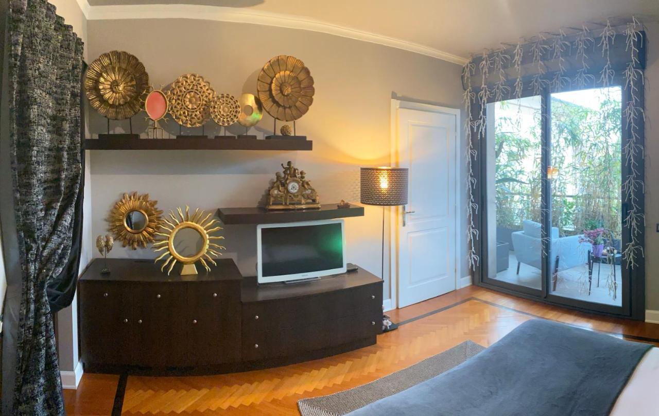 Jr Home Apartment *