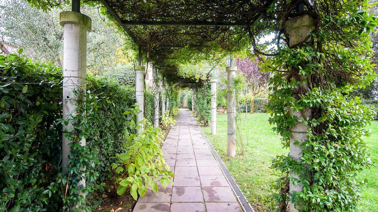 Italianway - Delle Casine 14