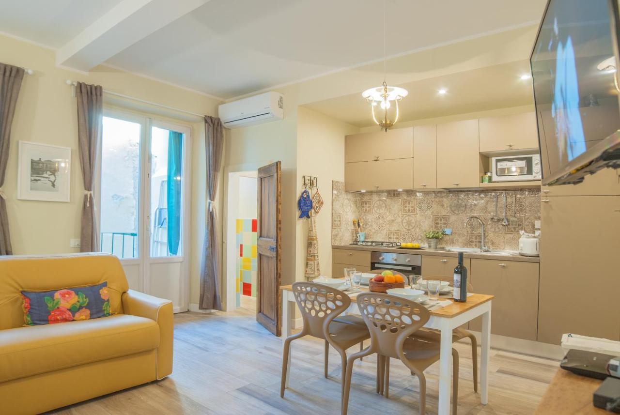 Apartment Neruda