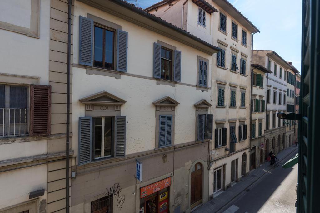 Pilastri Flat Florence