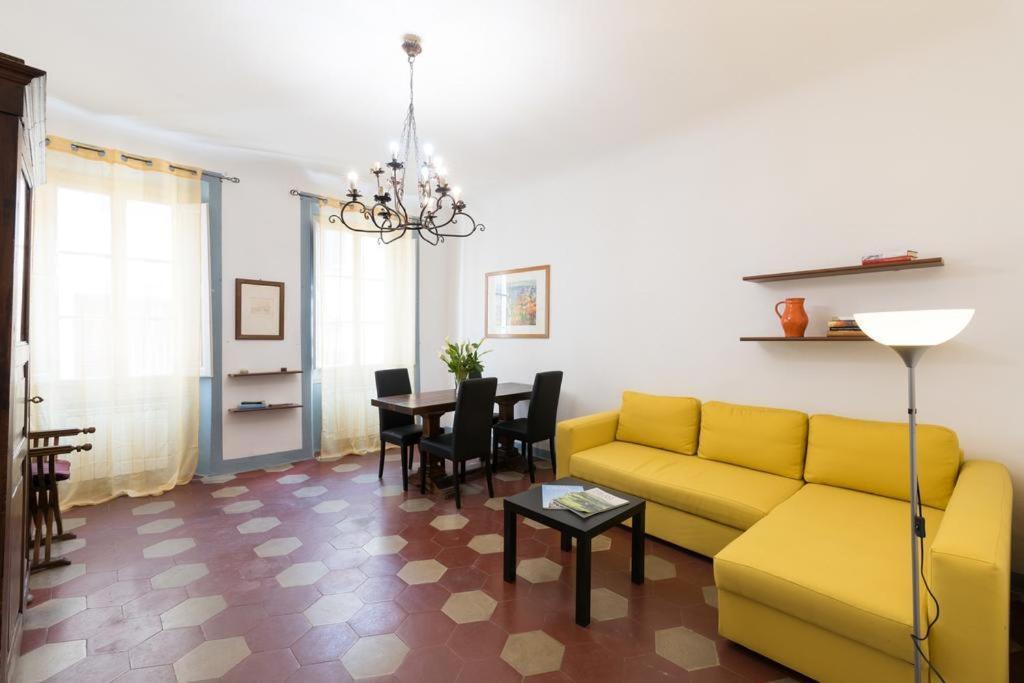 Pilastri Flat * Florence